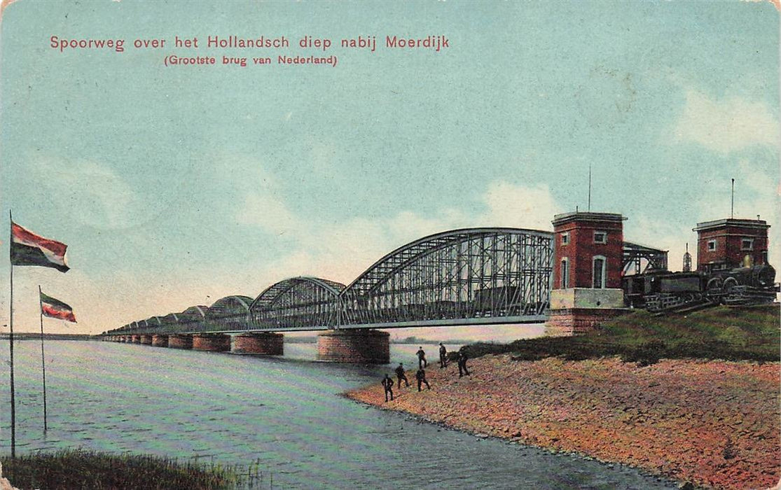 Spoorweg Over Het Hollandsch Diep Nabij Moerdijk