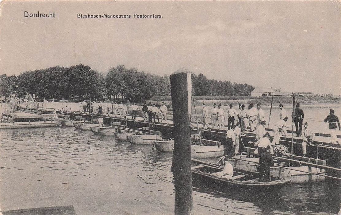 Dordrecht Biesbosch-Manoeuvers Pontonniers