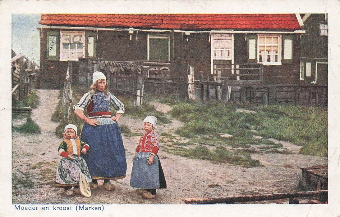 Moeder En Kroost (Marken)