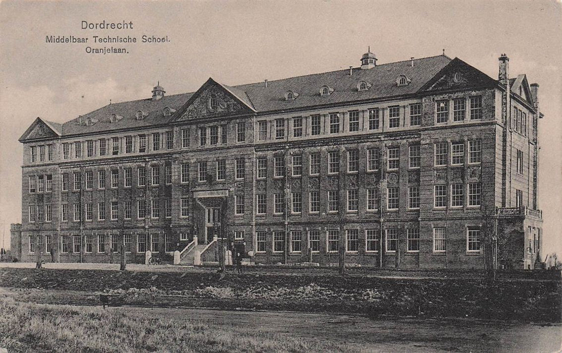 Dordrecht Middelbaar Technische School Oranjelaan.