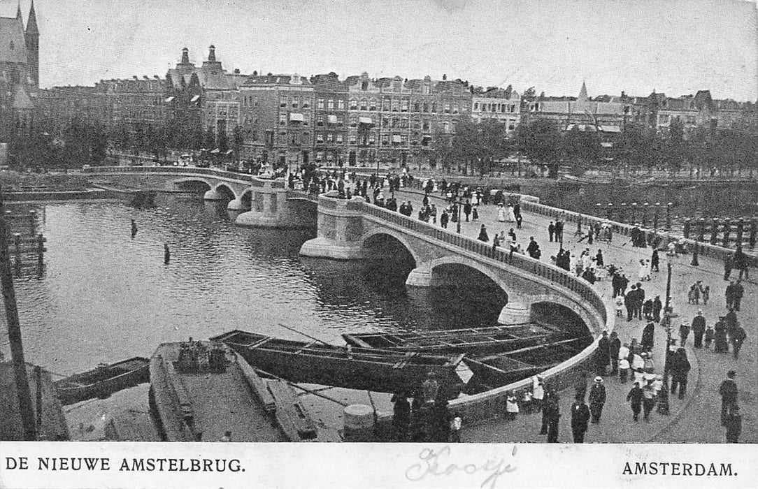 De Nieuwe Amstelbrug Amsterdam