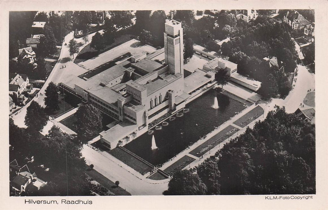 Hilversum Raadhuis K.L.M.-Foto