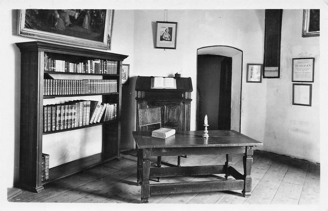 Muiden Het Muiderslot De Studeerkamer