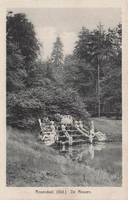 Rozendaal Rosendael (Gld.) De Reuzen.