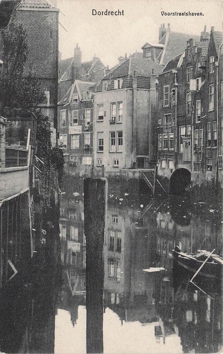 Dordrecht Voorstraatshaven.