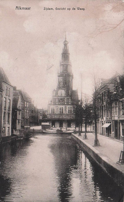 Alkmaar Zijdam Gezicht Op De Waag.