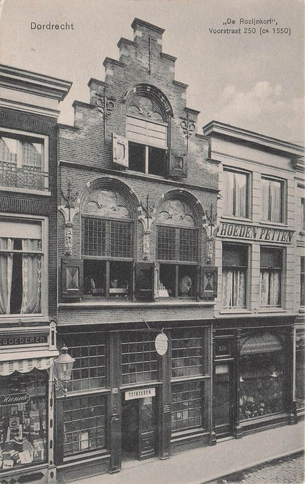 Dordrecht De Rozijnkorf Voorstraat 250 (Ca 1550)