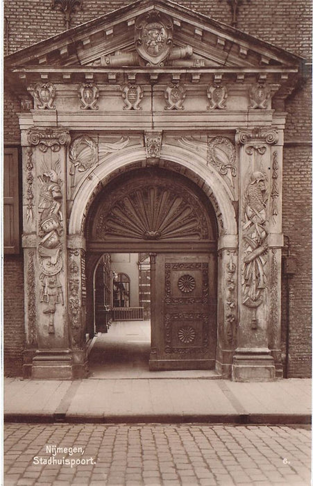 Nijmegen Stadhuispoort