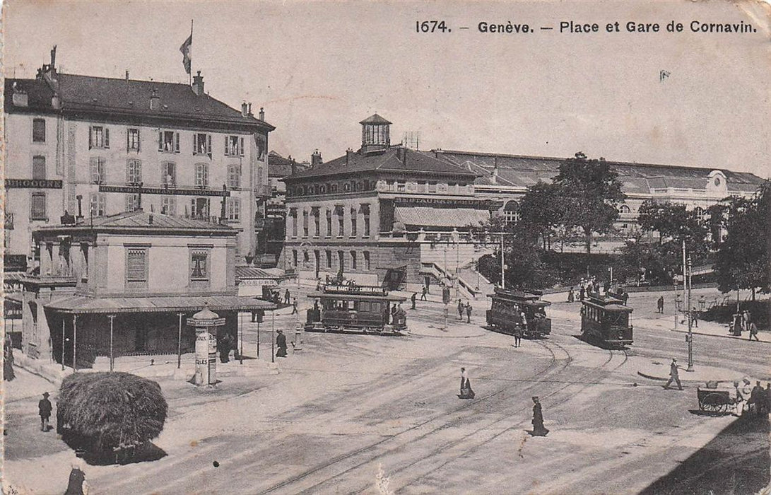 Geneve Place Et Gare De Cornavin.