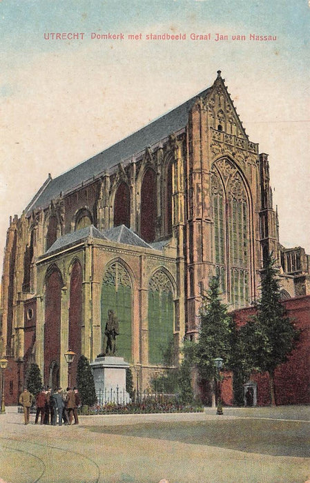Utrecht Domkerk Met Standbeeld Graaf Jan Van Nassau