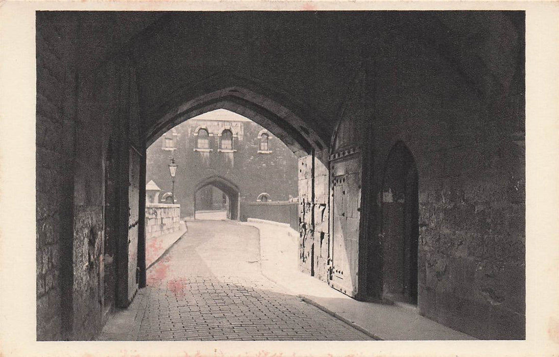 Tower Of London Byward Gate
