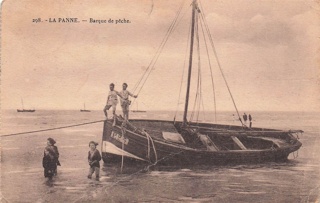 La Panne Barque De Peche