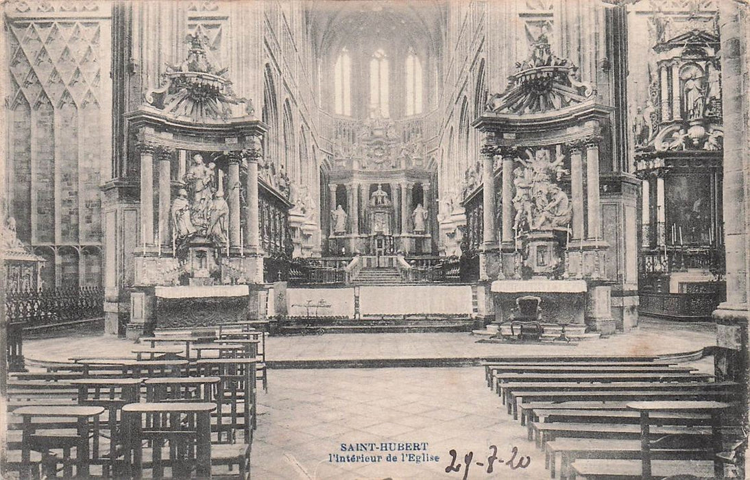 Saint-Hubert L'Interieur De L'Eglise