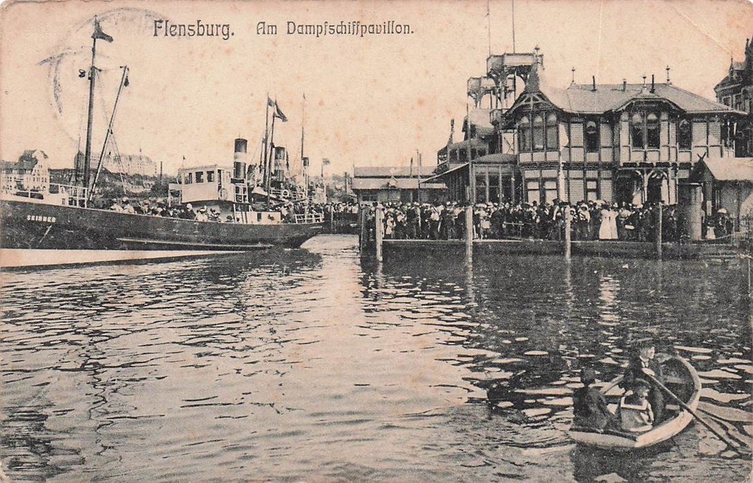 Flensburg Am Dampfschiffpavillon