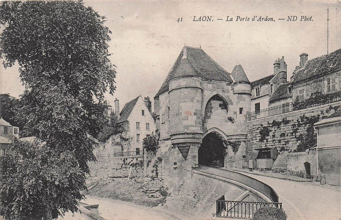 Laon La Porte D'Ardon