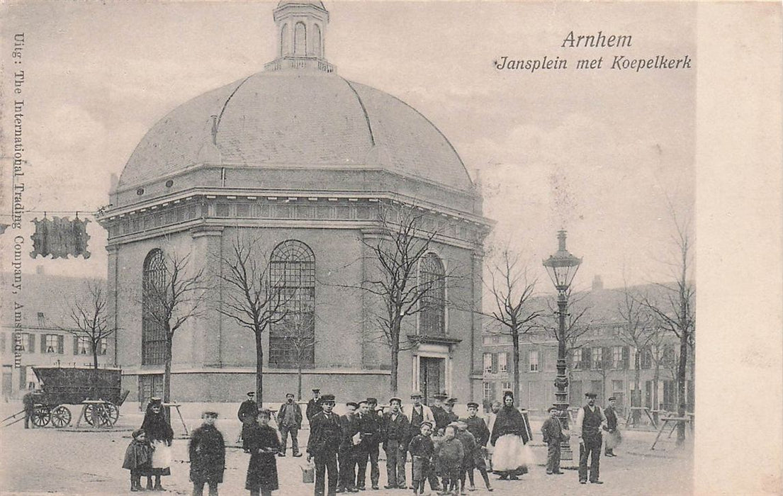 Arnhem Jansplein Met Koepelkerk
