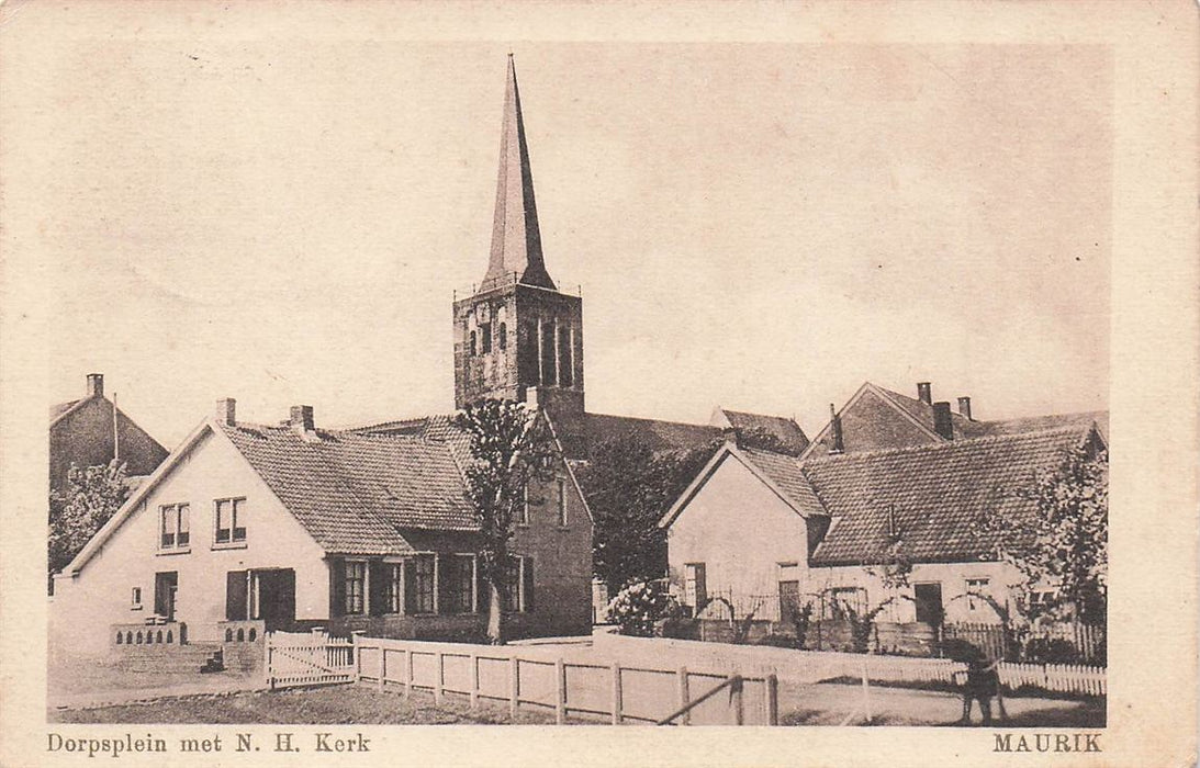 Dorpsplein Met N H Kerk Maurik