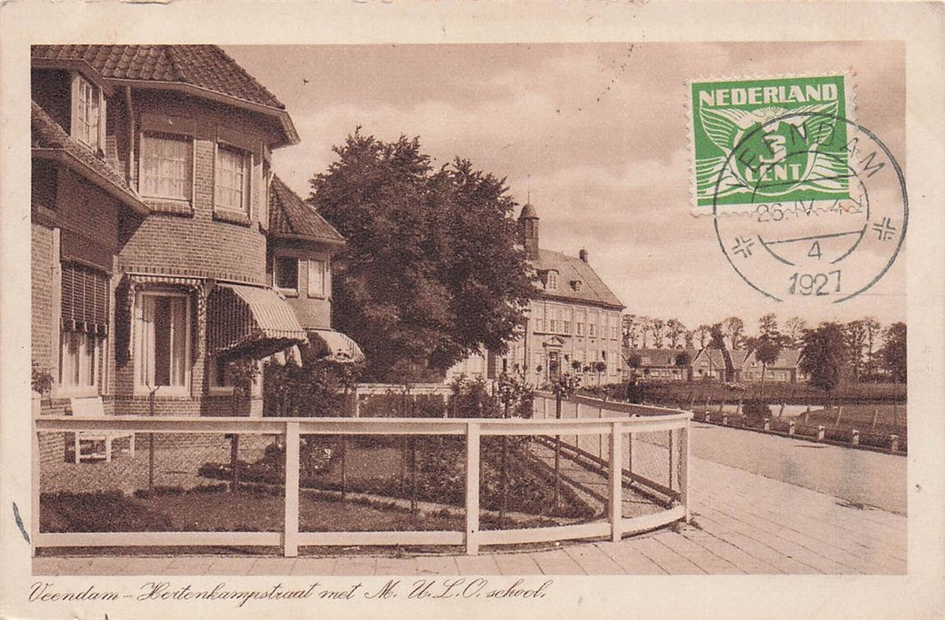 Veendam Hertenkampstraat Met M U L O School