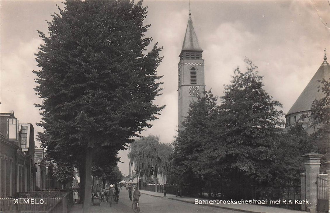 Almelo Bornerbroekschestraat Met R.K Kerk