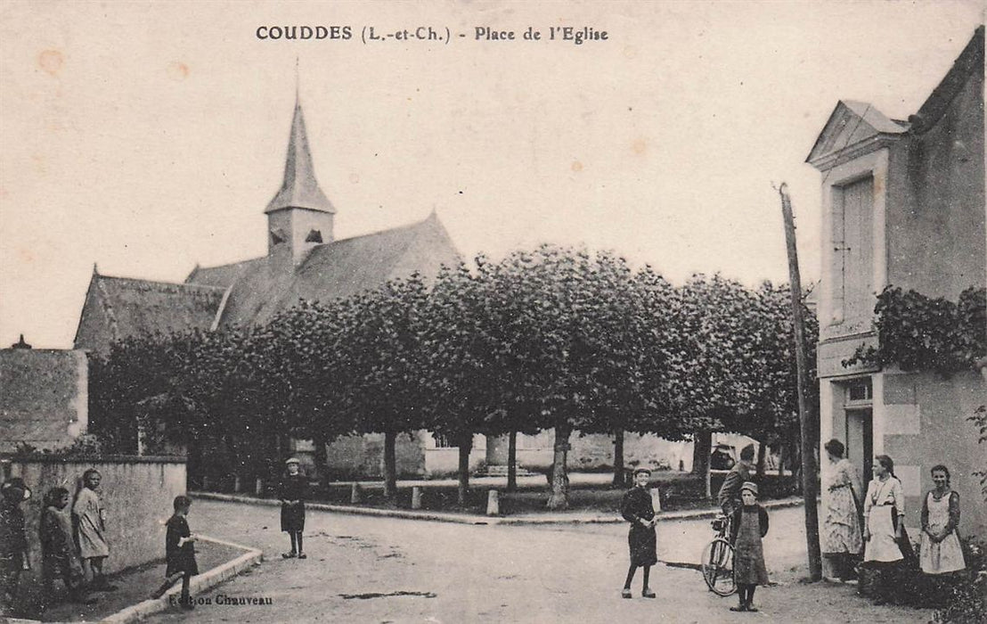 Couddes (L.-Et-Ch.) Place De L'Eglise