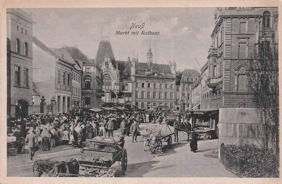 Neuss Markt Mit Rathaus