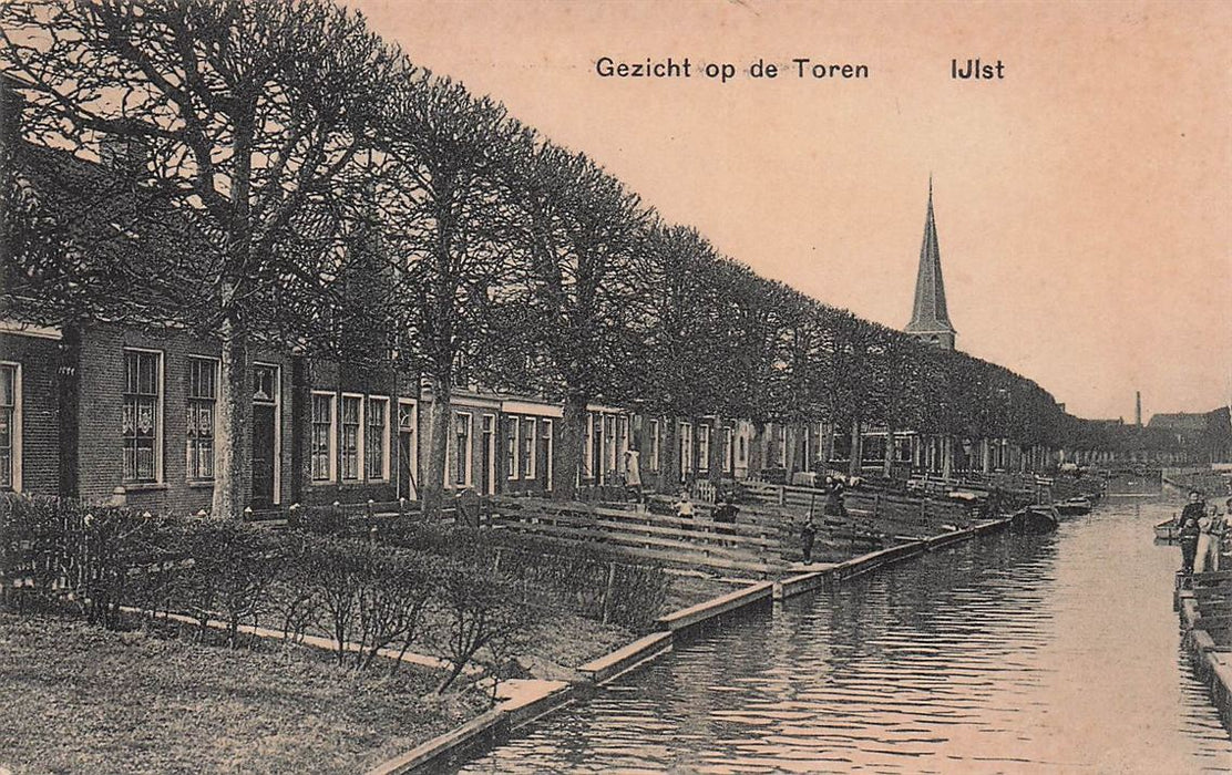 Gezicht Op De Toren Ijlst