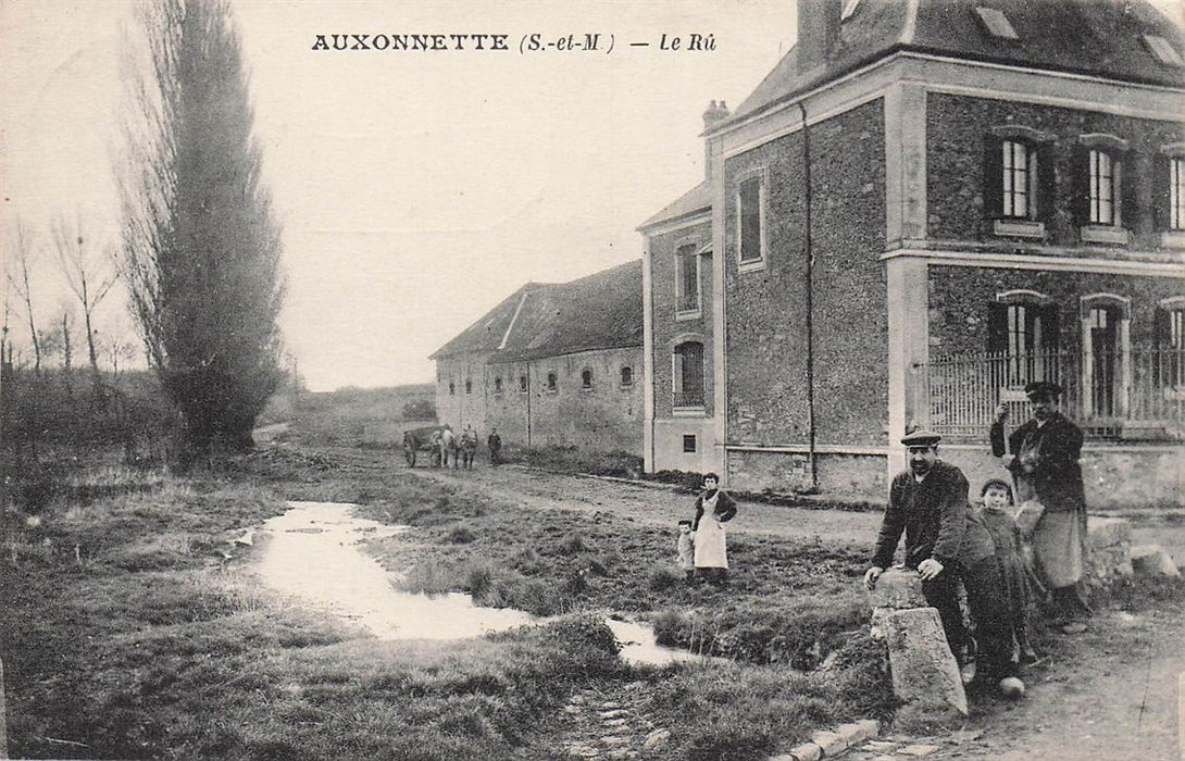 Auxonnette (S.-Et-M.) Le Ru