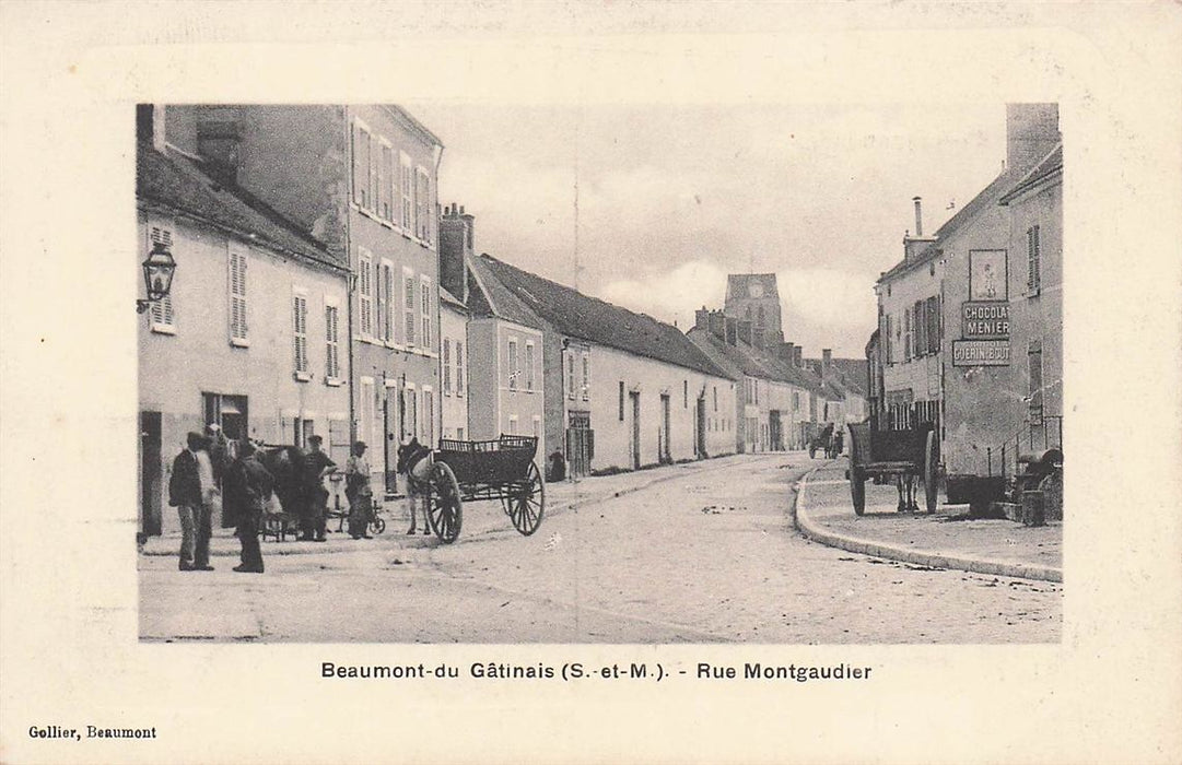 Beaumont-Du Gatinais (S.-Et-M.) Rue Montgaudier