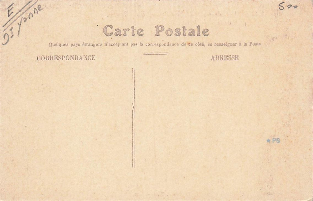 St-Julien-Du-Sault (Yonne) Vieille Maison Pres De La Place Des Fontenottes