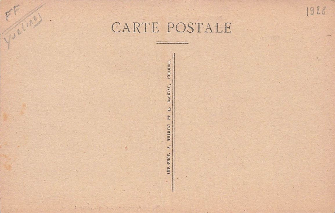 St-Martin-La-Garenne (S.-Et-O.) Contre Du Pays