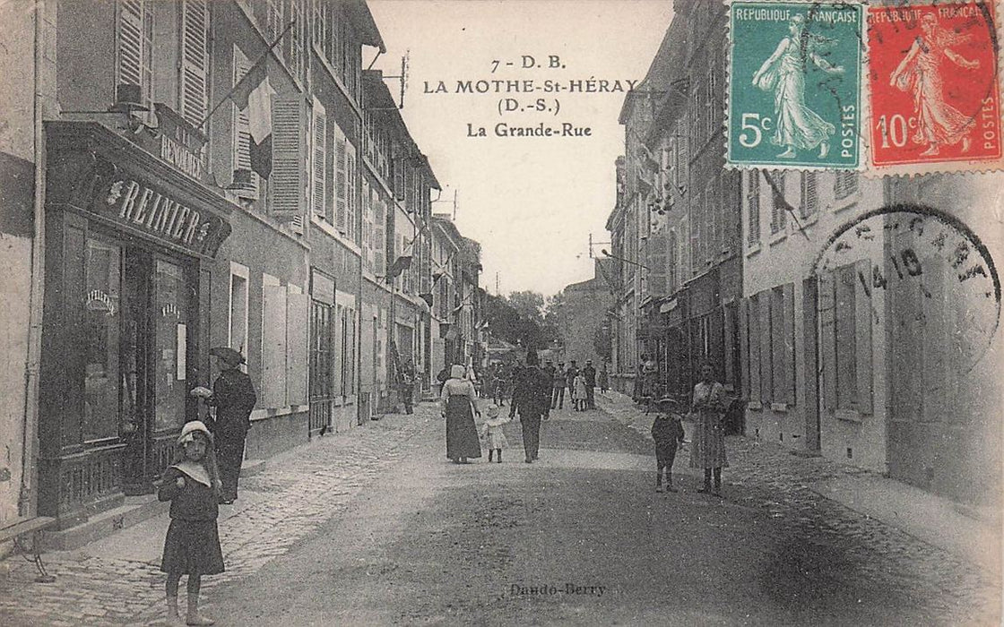 La Mothe-St-Heray (D.-S.) La Grande-Rue