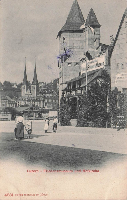 Luzern Friedensmuseum Und Hofkirche