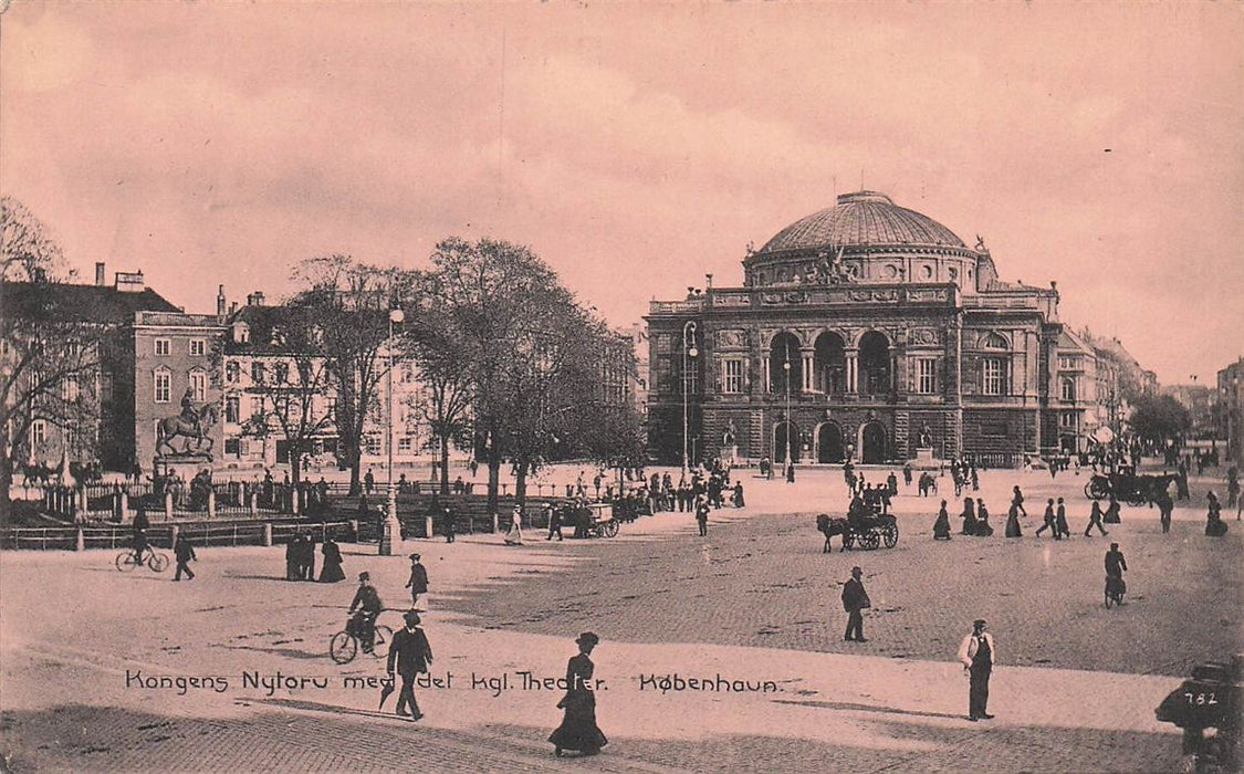 Kobenhavn Kongens Nytoru Med Det Kgl Theater