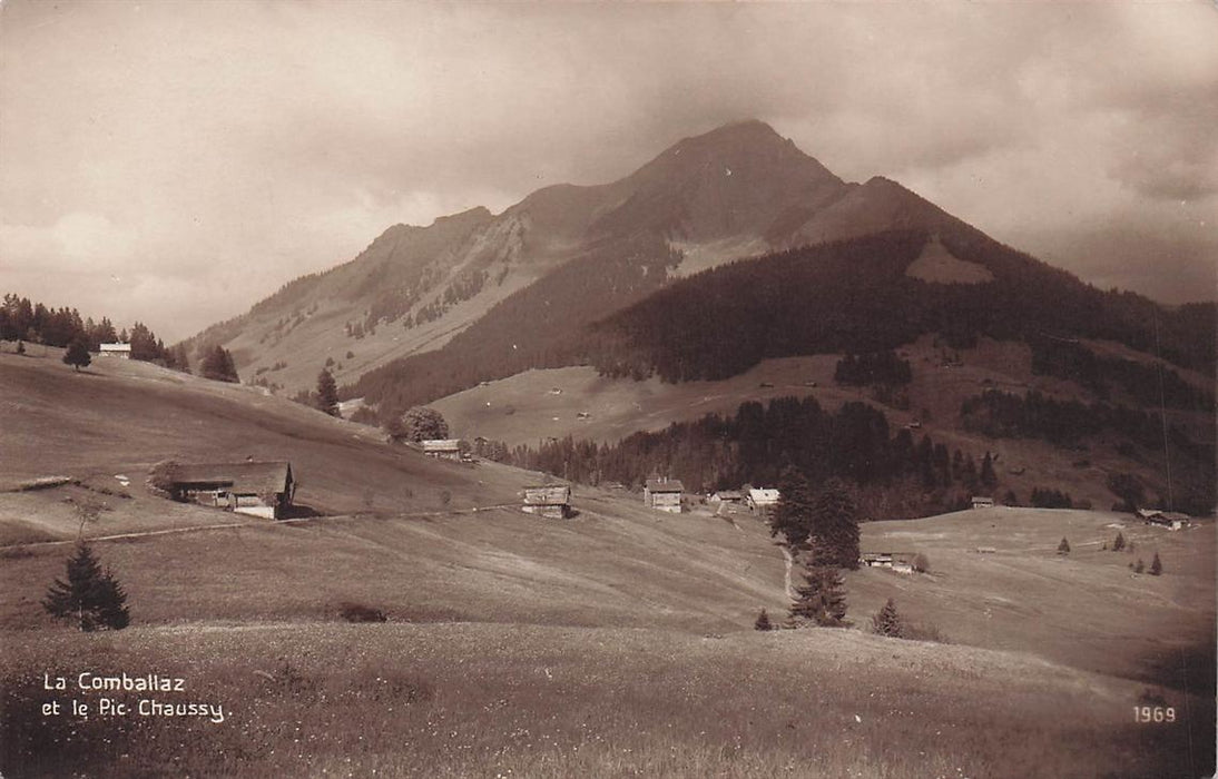 La Comballaz Et Le Pic Chaussy