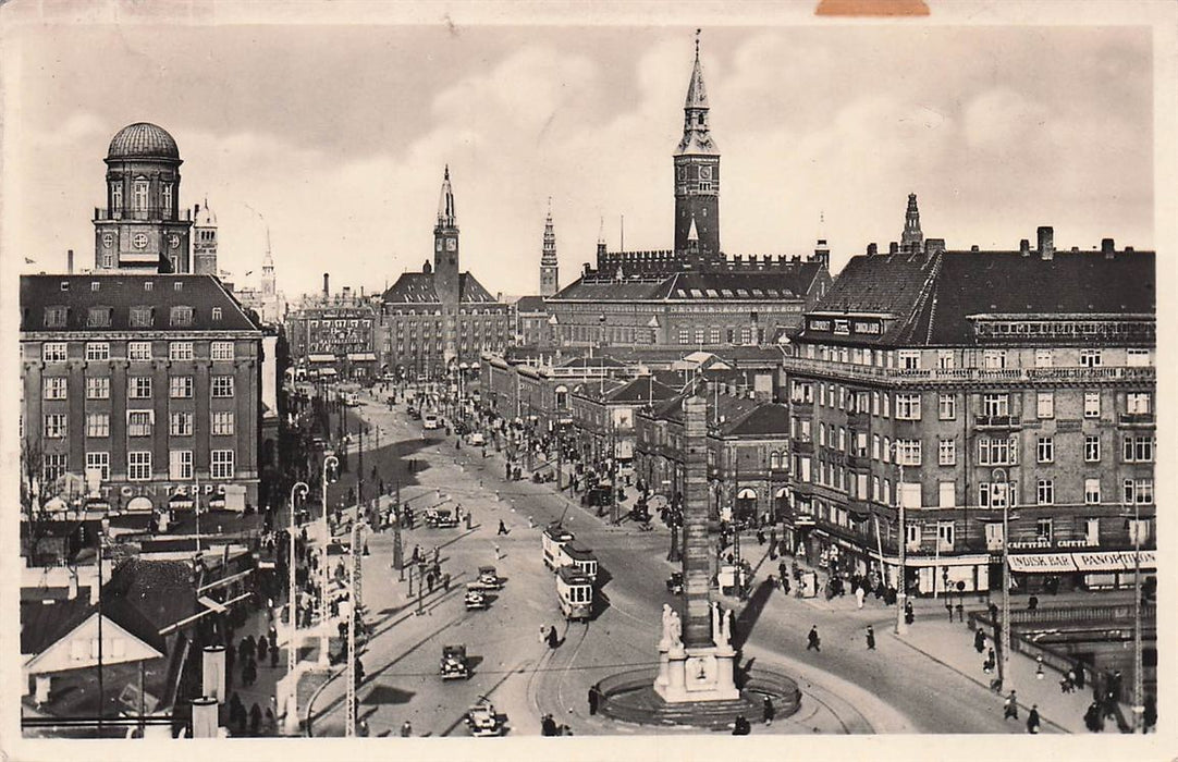 Kobenhavn Og Raadhuset