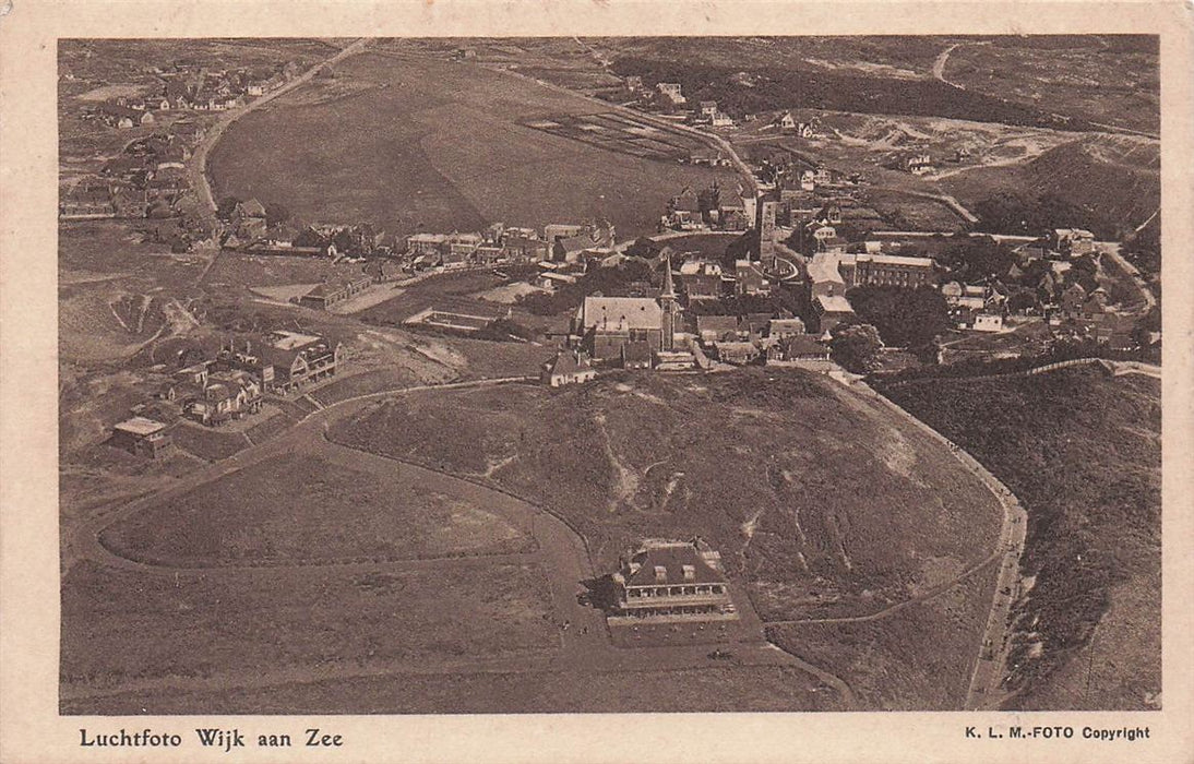 Luchtfoto Wijk Aan Zee