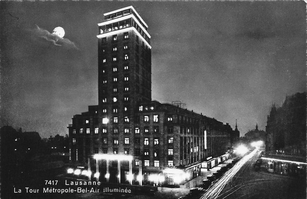 Lausanne La Tour Metropole-Bel-Air Illuminee