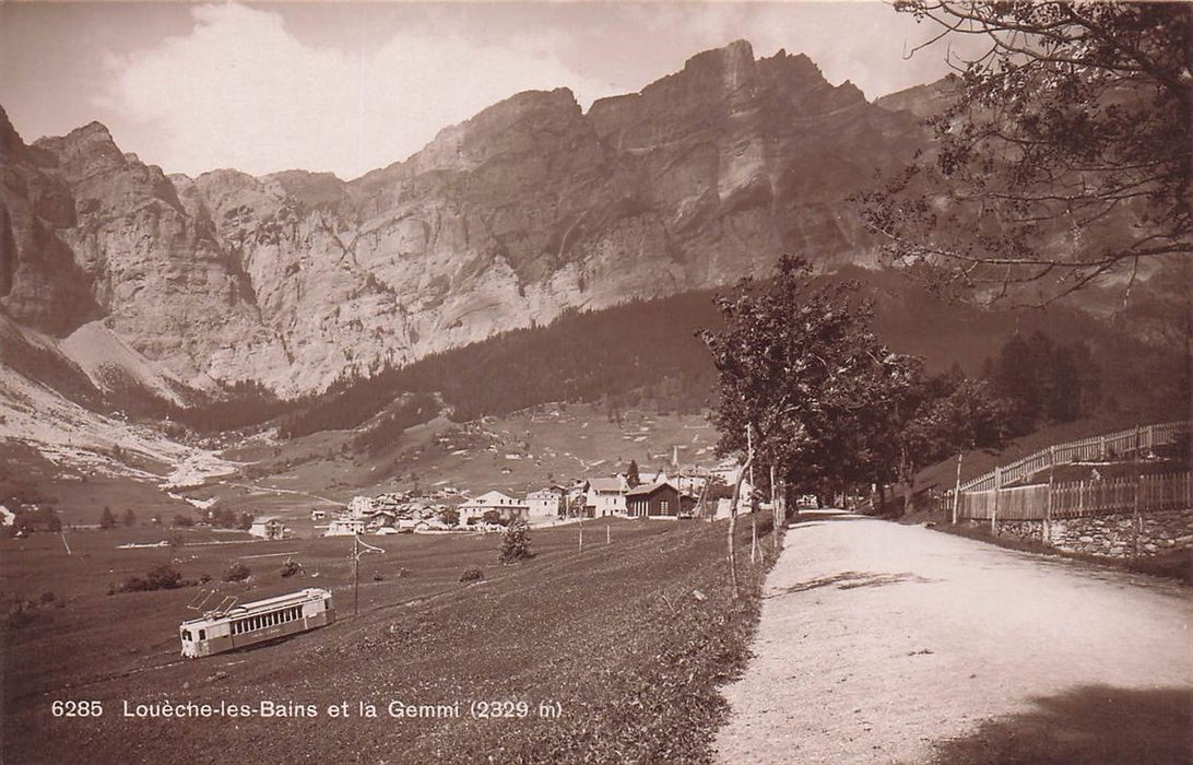 Loueche-Les-Bains Et La Gemmi (2329 M)