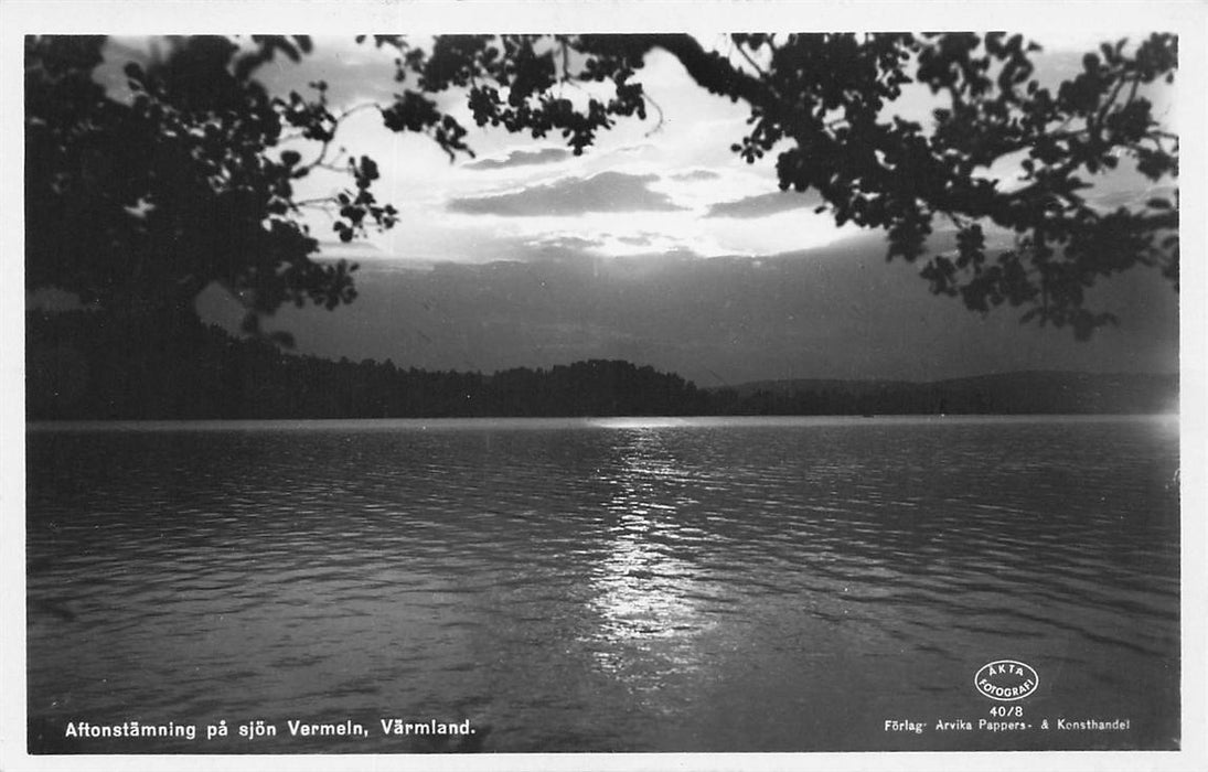 Aftonstämning Pa Sjön Vermeln Värmland