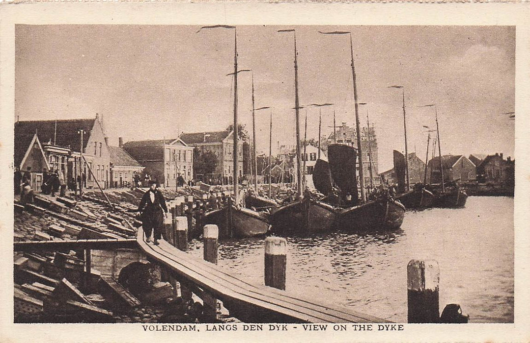 Volendam Langs Den Dyk