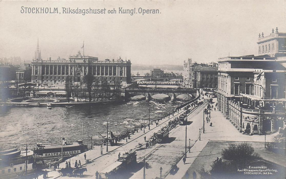 Stockholm Riksdagshuset Och Kungl Operan