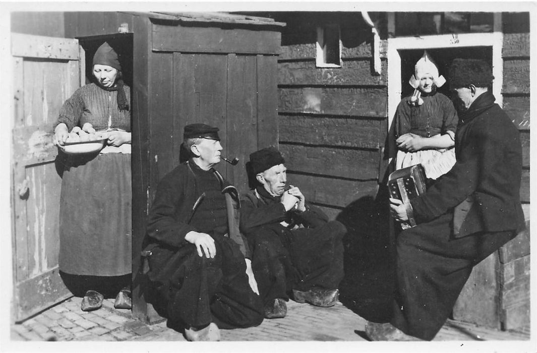 Volendam Harmonicaspeler