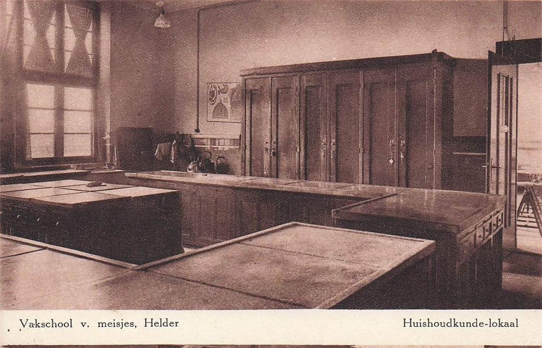Vakschool V Meisjes Den Helder Huishoudkunde-Lokaal