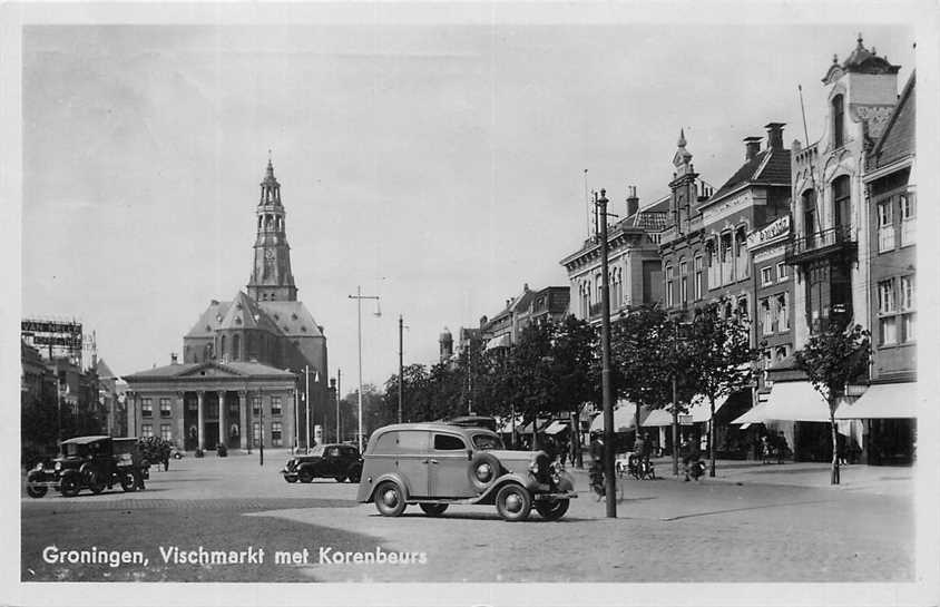 Groningen Vischmarkt met Korenbeurs