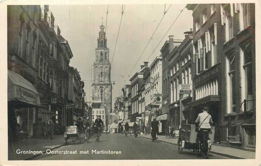 Groningen Oosterstraat met Martinitoren