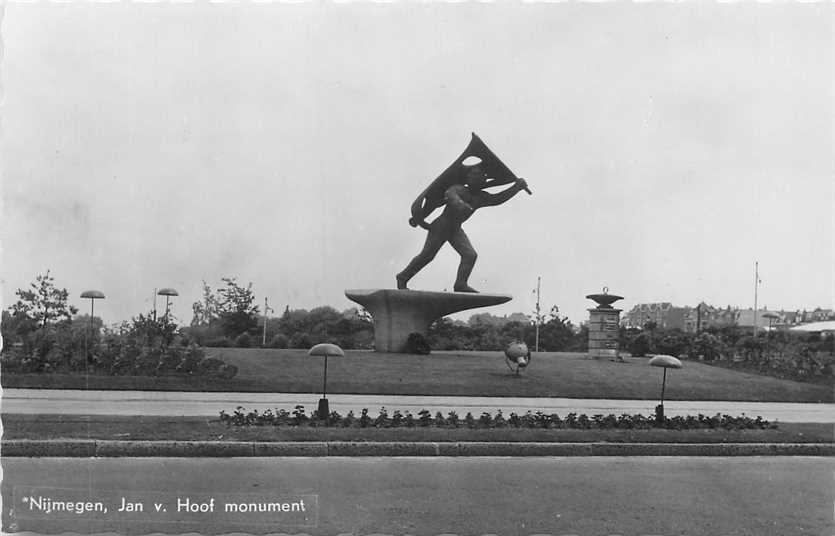 Nijmegen Jan v. Hoof monument