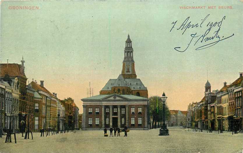 Groningen Vischmarkt met Beurs