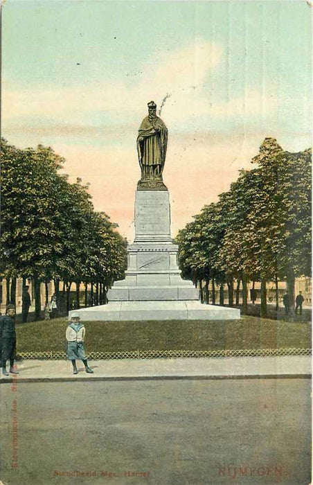 Nijmegen Standbeeld