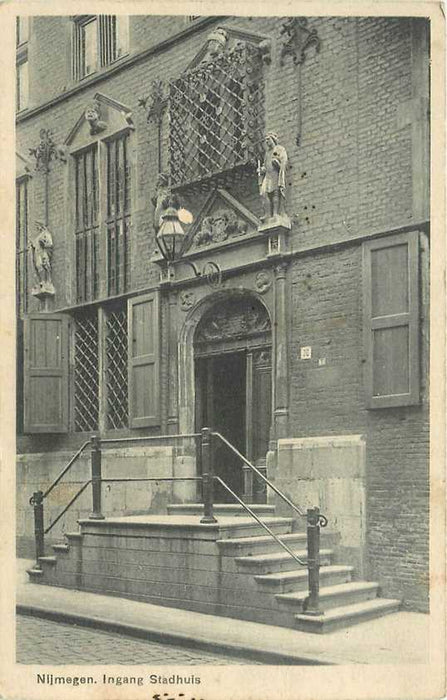 Nijmegen Ingang Stadhuis