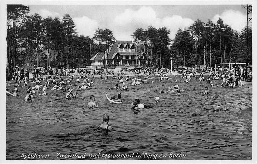 Apeldoorn Zwembad met restaurant in Berg en Bosch